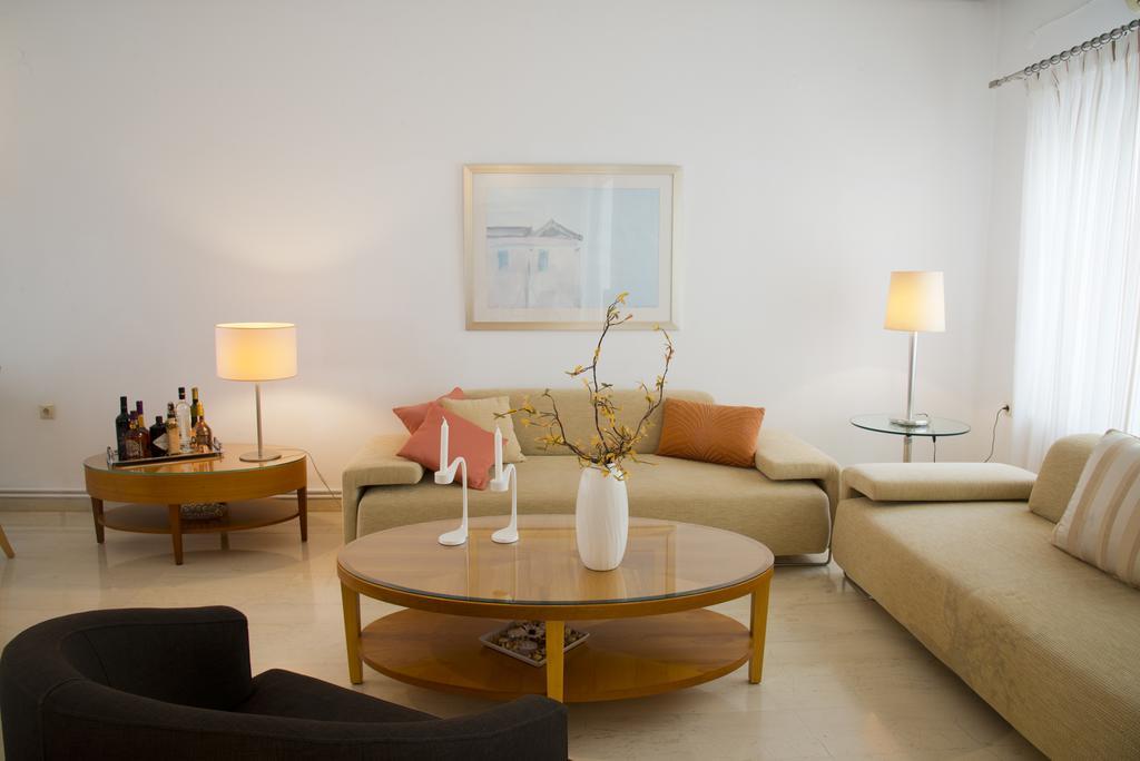 Knossos By Heloni Apartments Iraklio Exterior foto